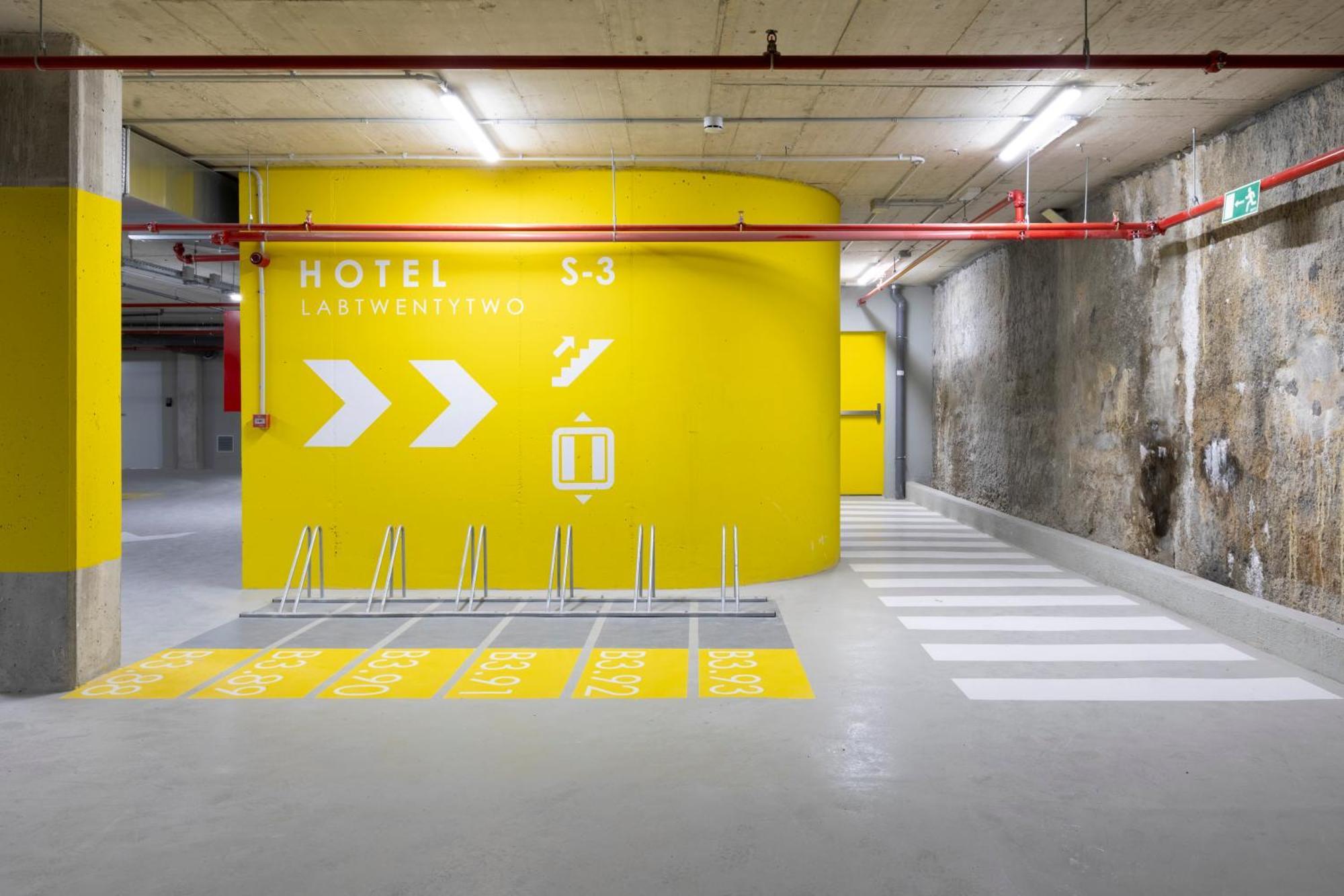 Labtwentytwo Barcelona, A Tribute Portfolio Hotel By Marriott Exterior photo