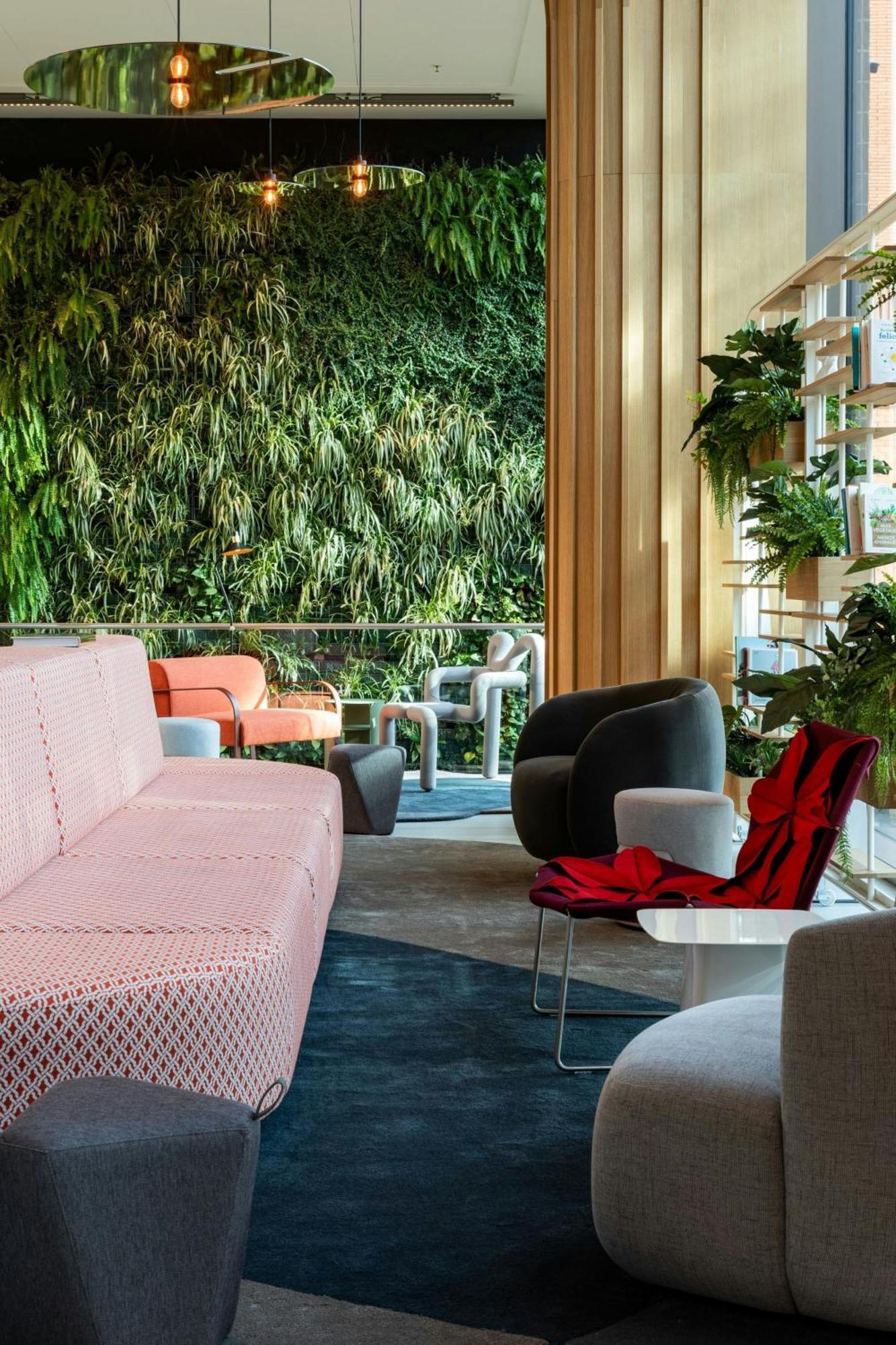 Labtwentytwo Barcelona, A Tribute Portfolio Hotel By Marriott Exterior photo